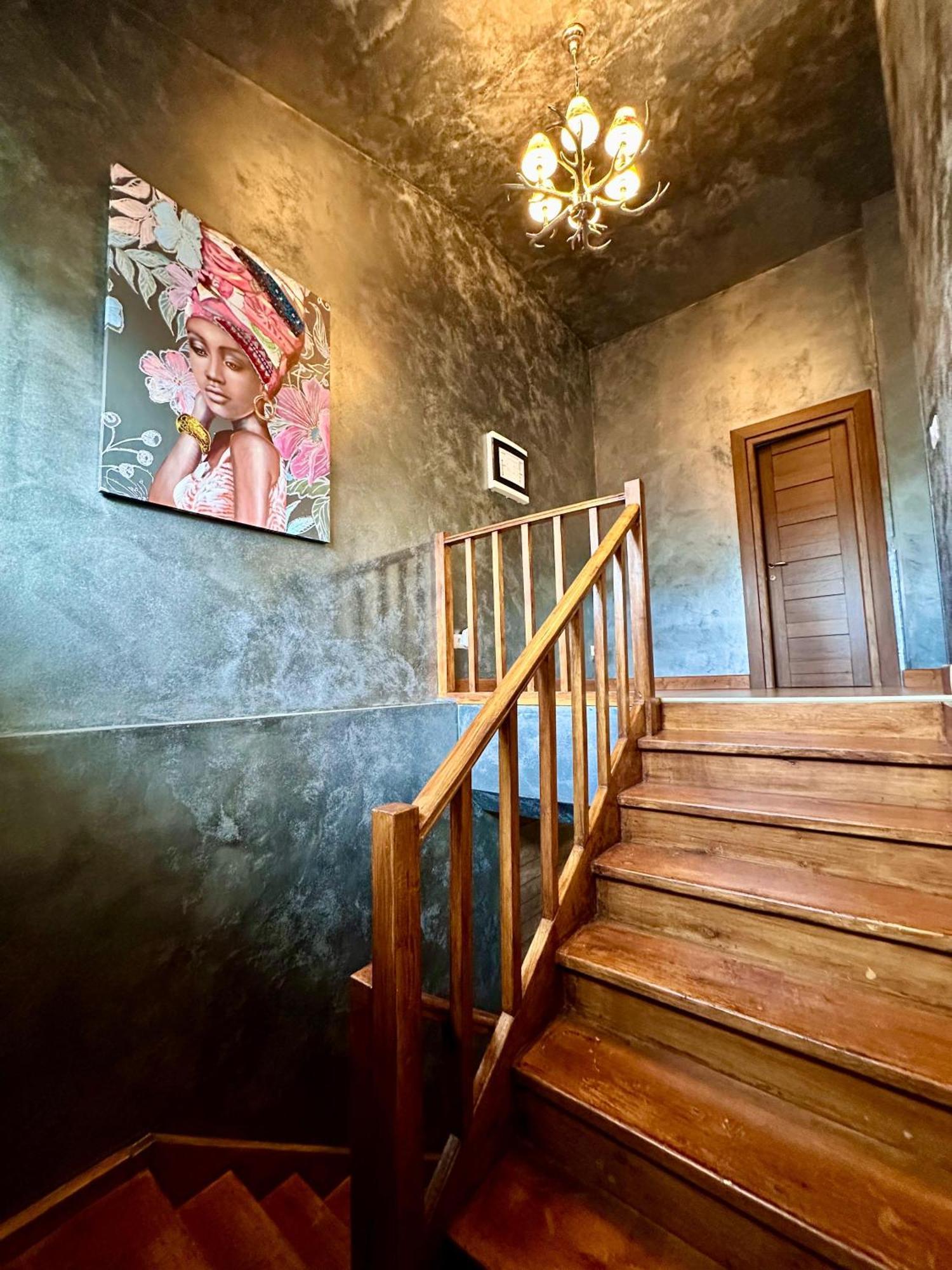 Madison Lake Villa Балотешти Экстерьер фото